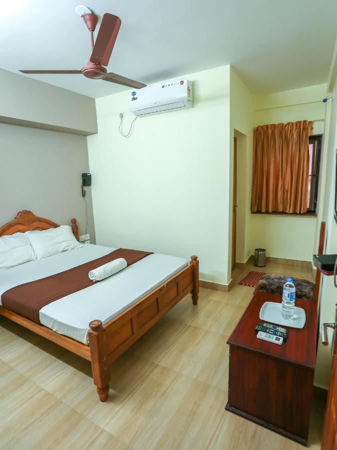 Hare Krishna Inn Guruvāyūr Екстериор снимка