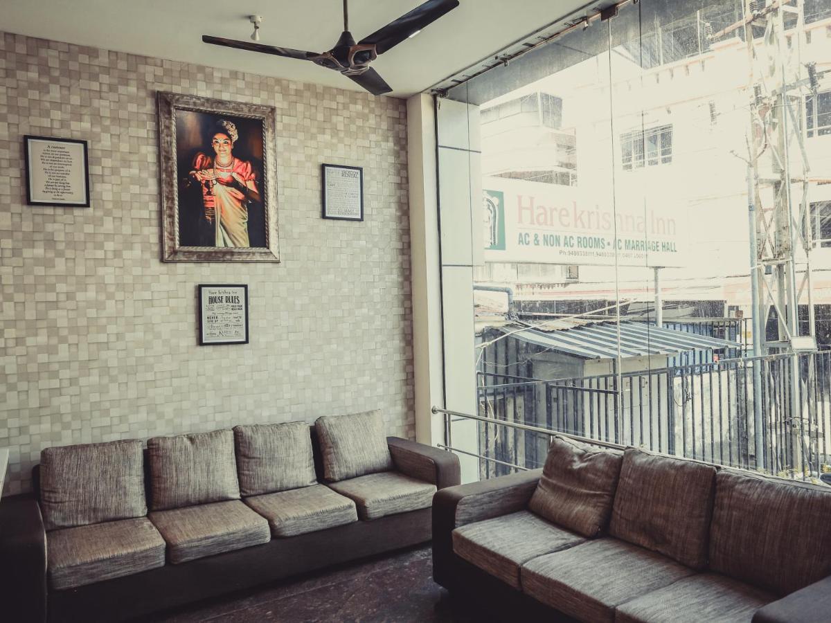 Hare Krishna Inn Guruvāyūr Екстериор снимка