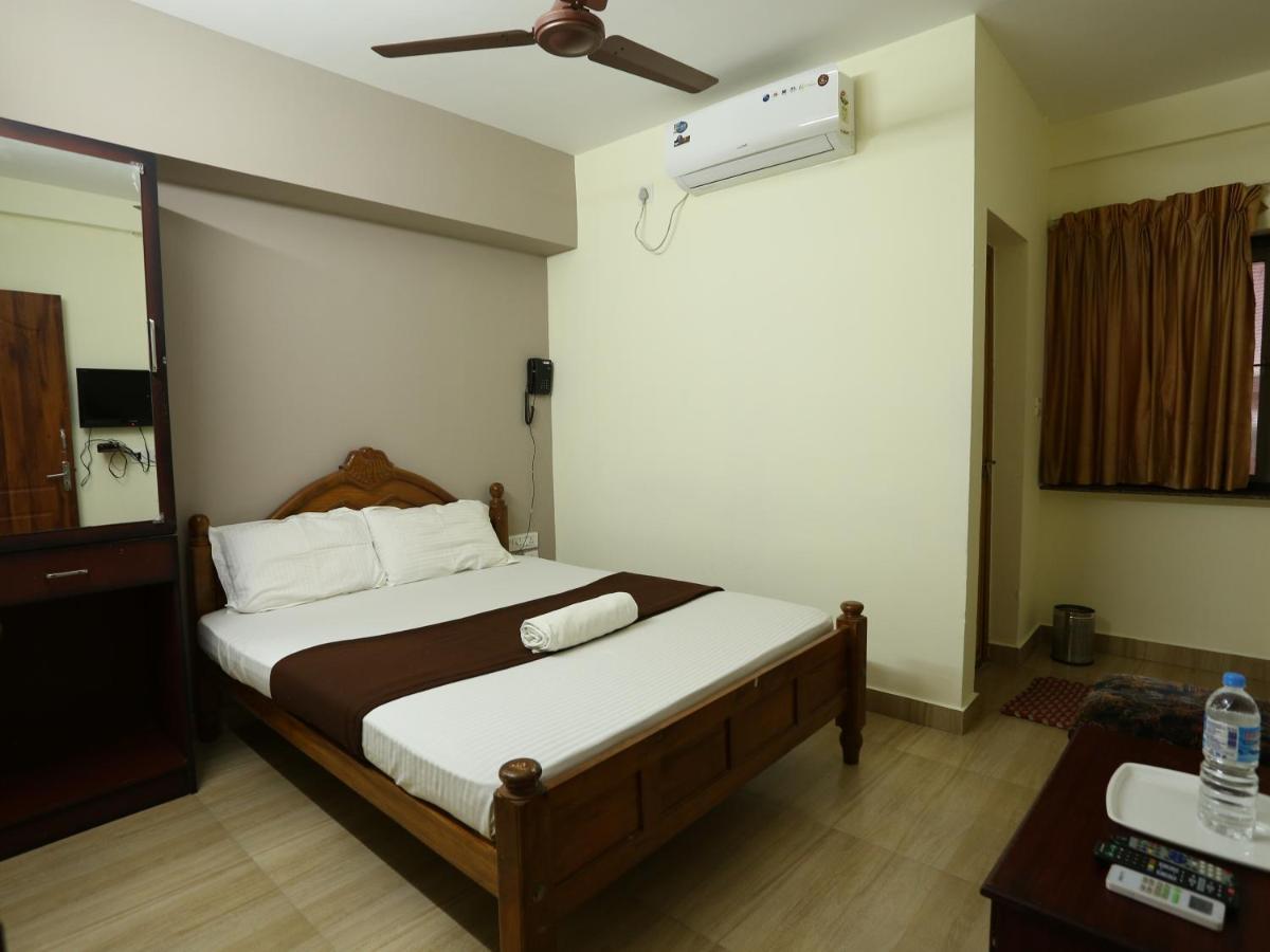 Hare Krishna Inn Guruvāyūr Екстериор снимка
