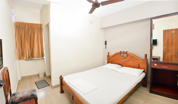 Hare Krishna Inn Guruvāyūr Екстериор снимка