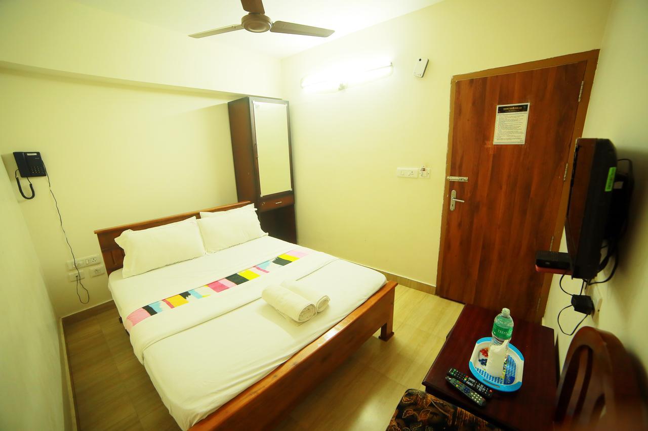 Hare Krishna Inn Guruvāyūr Екстериор снимка